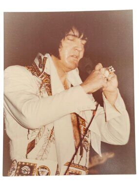 Elvis Presley Color 8x10 Photo Chief Indian Feather Jumpsuit 1975 To 1977